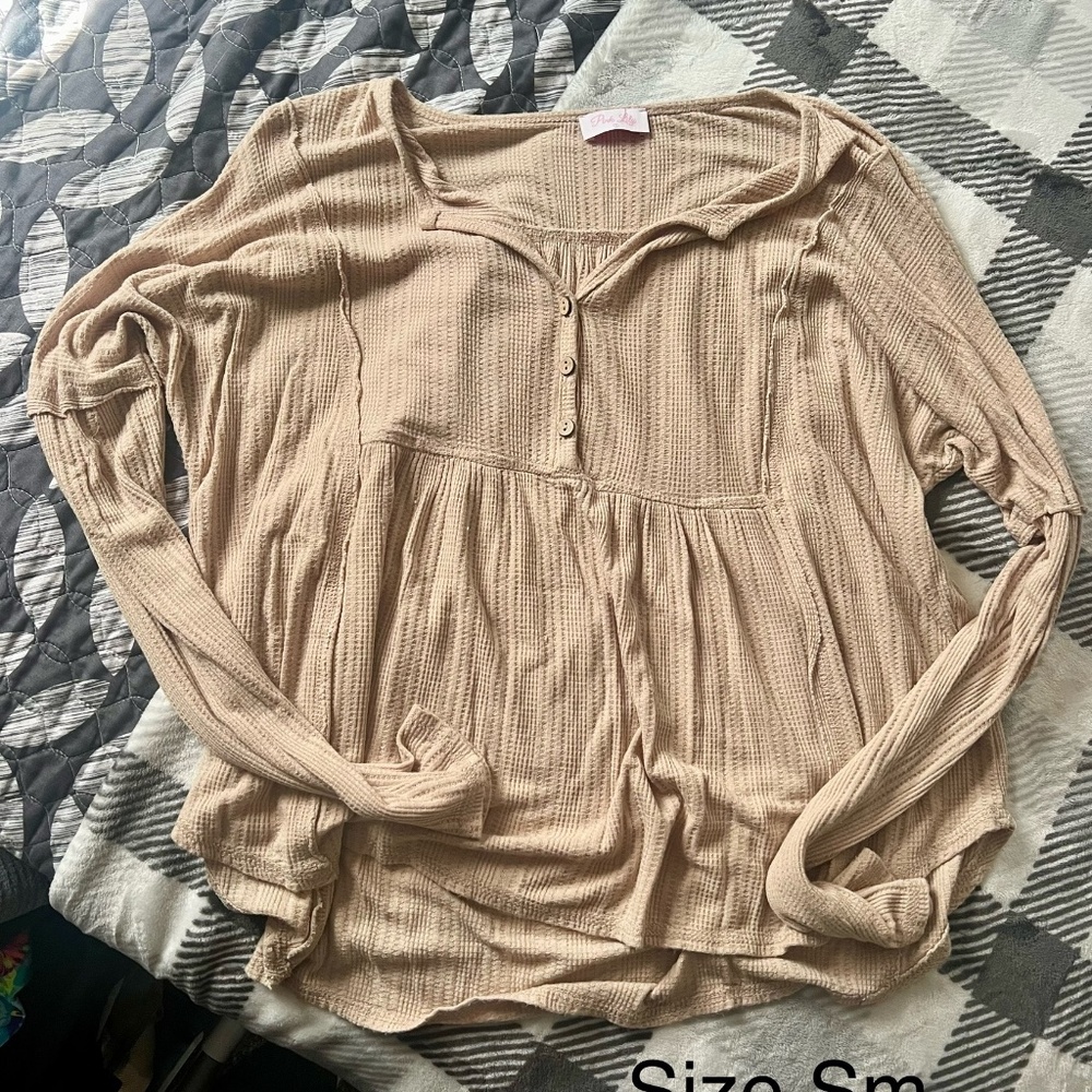 Long sleeve top